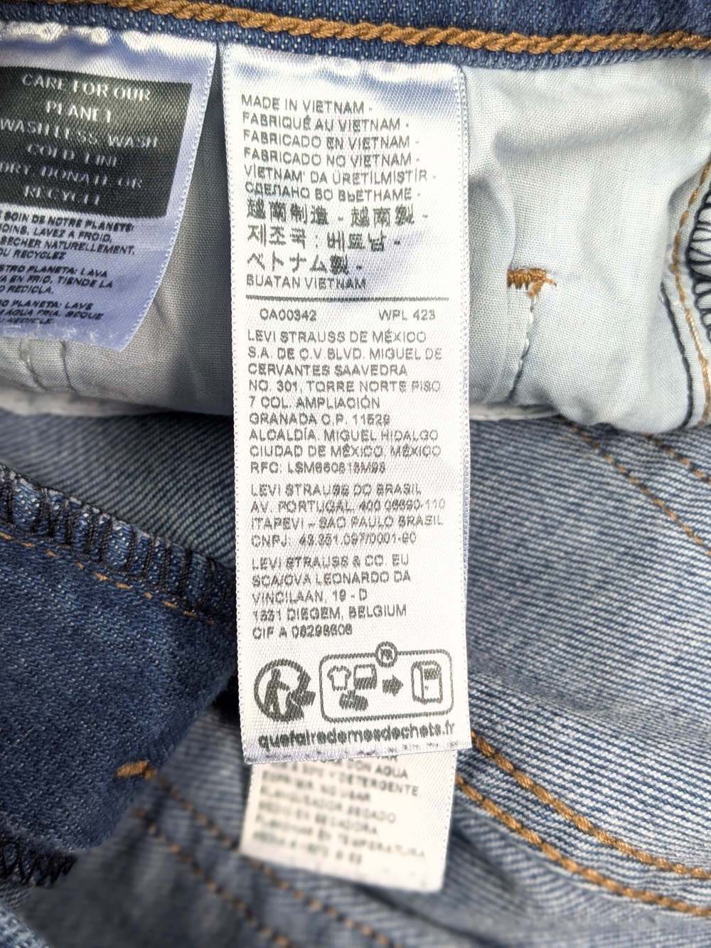 Levi's Classic High-Rise Blue Women’s Jeans W28 L30 - Picture 3 of 7